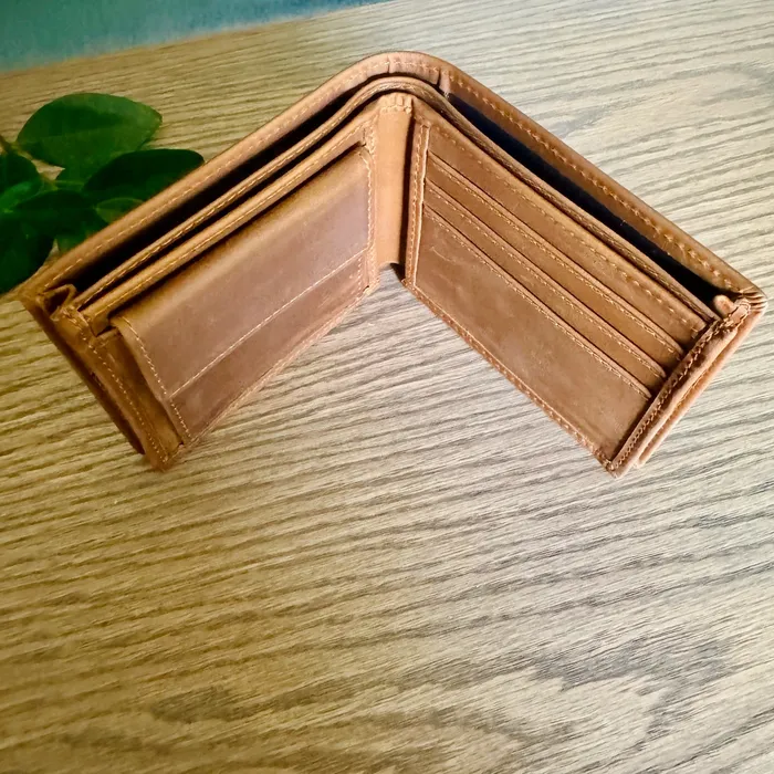 iszi Rings Mens Leather Wallet