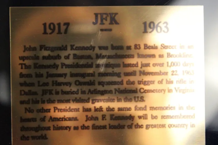 JFK John F Kennedy Commemorative Coin Set Plaque Jubilee Thrift Earrings