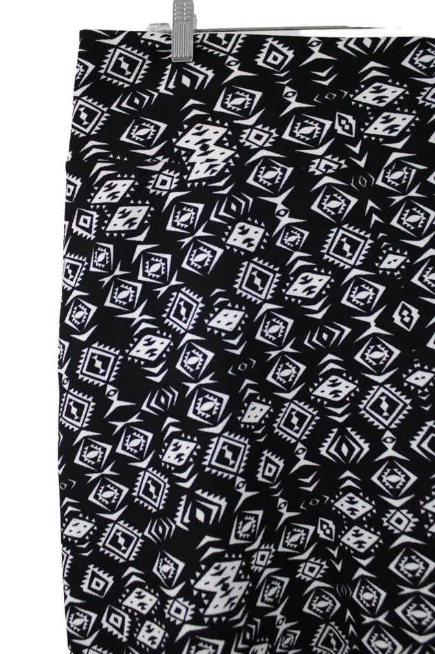 LuLaRoe Rings LuLaRoe Black Skirt XL