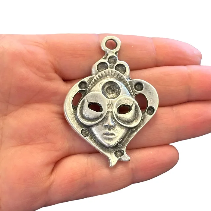 Necklaces Antique Silver Plated Large Mask Pendant Peppy Beads