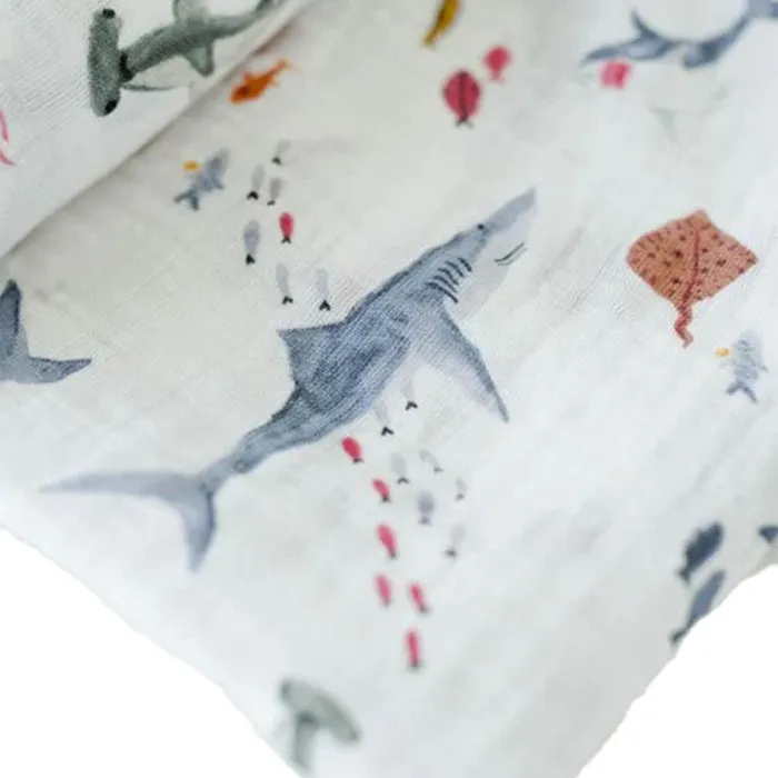 Necklaces LITTLEUNICORN Little Unicorn Shark Print Cotton Muslin Swaddle Blanket