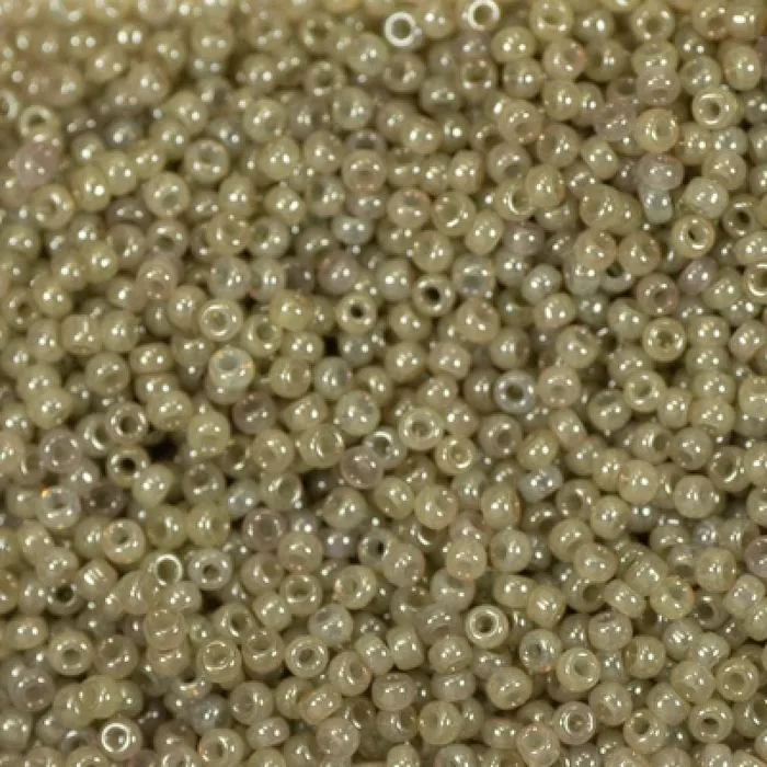 Peppy Beads Earrings Miyuki Seed Beads 80 Celery 2374