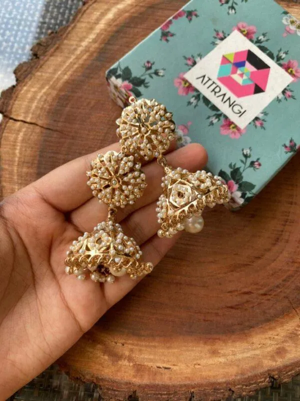 Earrings attrangi1 Nadira Jadaau Jhumka