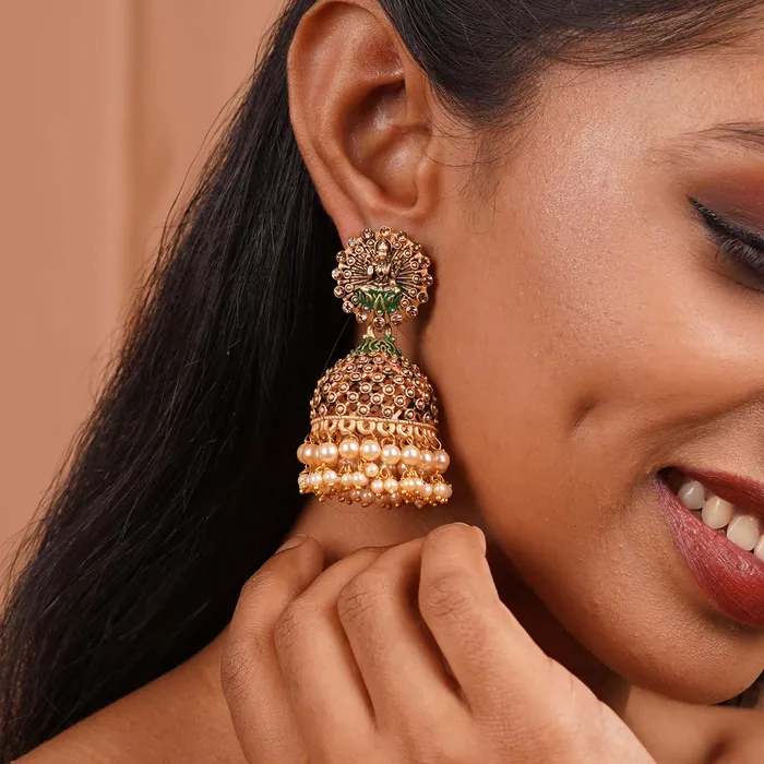 Earrings Teejh Teejh Chakriya Green Gold Enamel Earrings Earrings Teejh Teejh Chakriya Green Gold Enamel Earrings