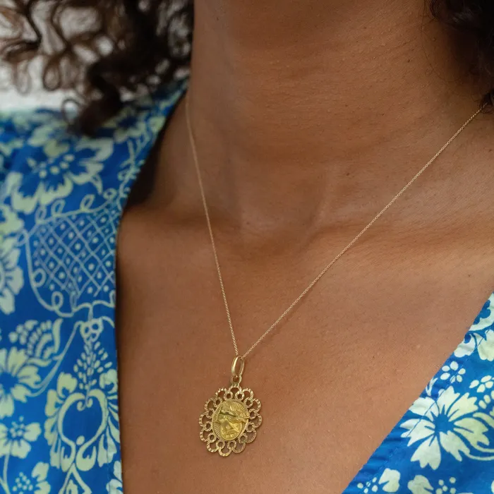 Italian Fortuna Goddess 18K Gold Charm Vintage PreStyled Sets