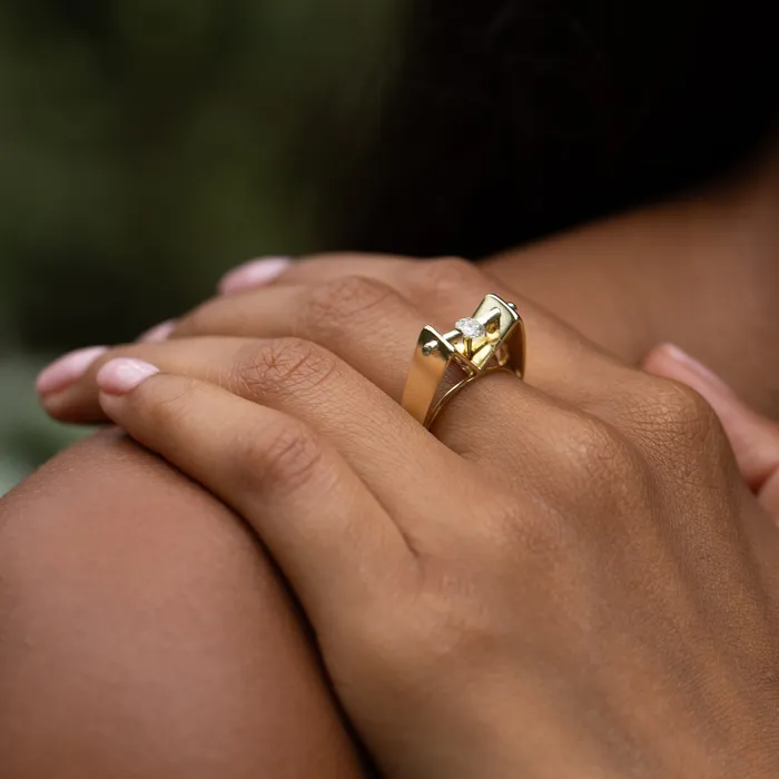 Jose Hess Diamond and 18k Gold Sculptural Ring Vintage Rings