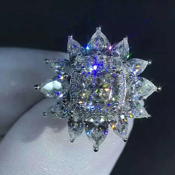 Leyloon Jewelry Rings 2 Carat Cushion Cut Moissanite Ring KM Colorless 13 Stone Double Halo Starburst Leyloon Jewelry Rings 2 Carat Cushion Cut Moissanite Ring KM Colorless 13 Stone Double Halo Starburst