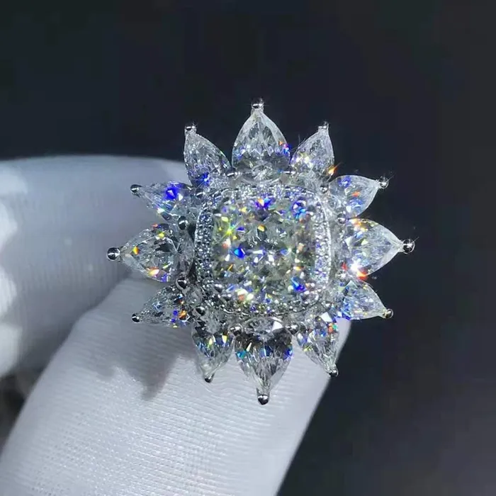 Leyloon Jewelry Rings 2 Carat Cushion Cut Moissanite Ring KM Colorless 13 Stone Double Halo Starburst