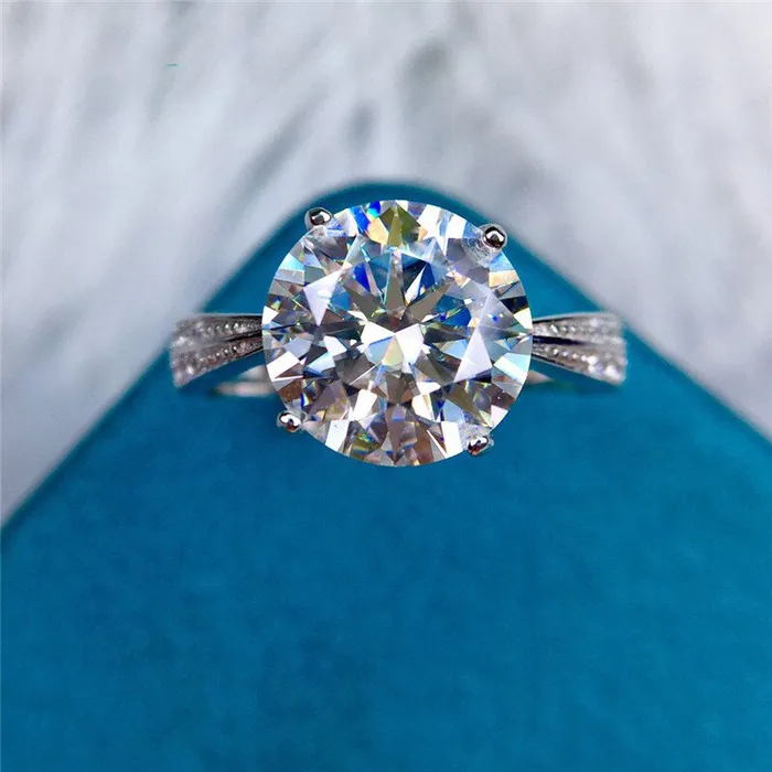 Leyloon Jewelry Rings 4 Carat Round Cut Moissanite Ring Bead set 4 Prong Certified VVS D Color