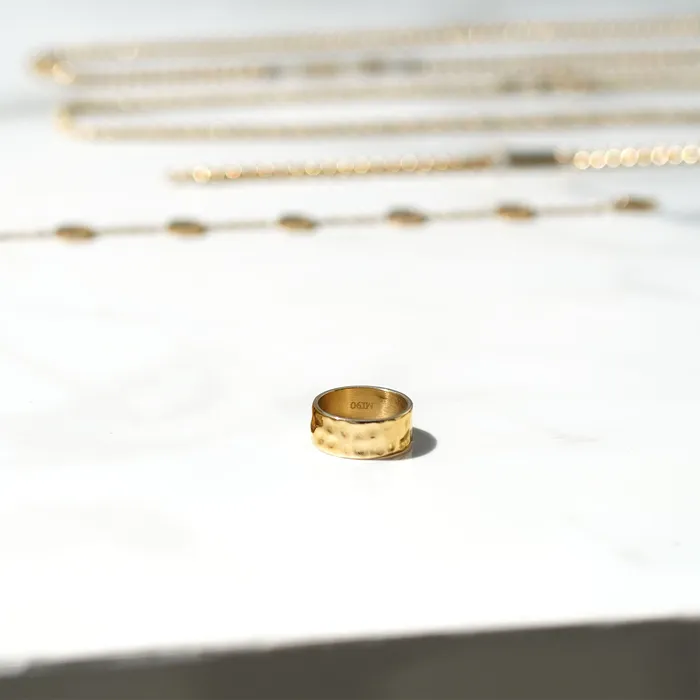 More Than 90 Rings UNEVEN PITCH RING GOLD