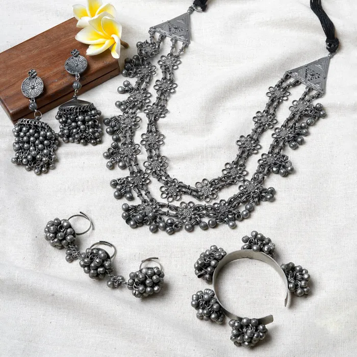 Rings Teejh Teejh Ratika Silver Oxidised Jewelry Gift Set