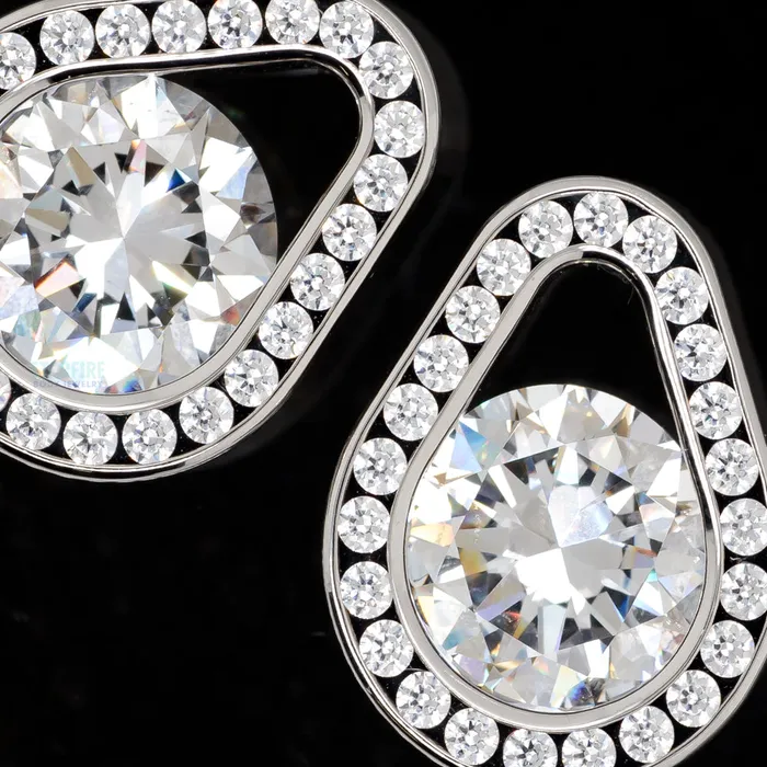 Super Gemmed Teardrop Eyelets with BrilliantCut Gems Cubic Zirconia Anatometal Necklaces