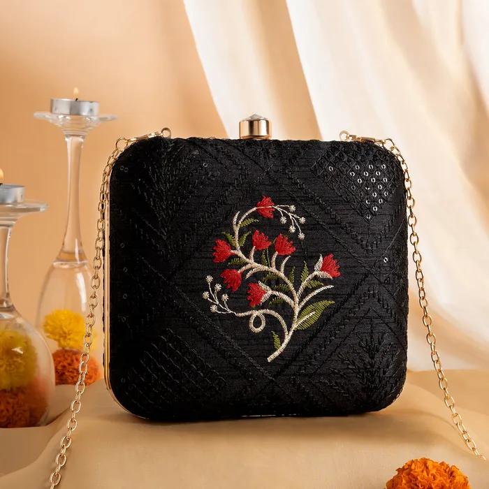Teejh Avantika Floral Threadwork Clutch Teejh Rings