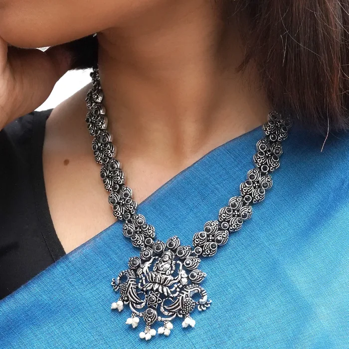 Teejh Odika Black Stone Temple Work Necklace Set Teejh Necklaces Teejh Odika Black Stone Temple Work Necklace Set Teejh Necklaces