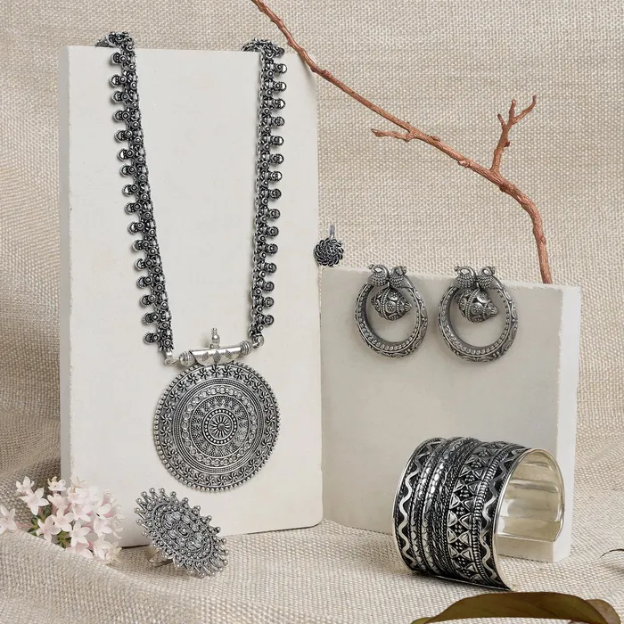 Teejh Panchala Oxidised Silver Jewellery Gift Set Teejh Rings