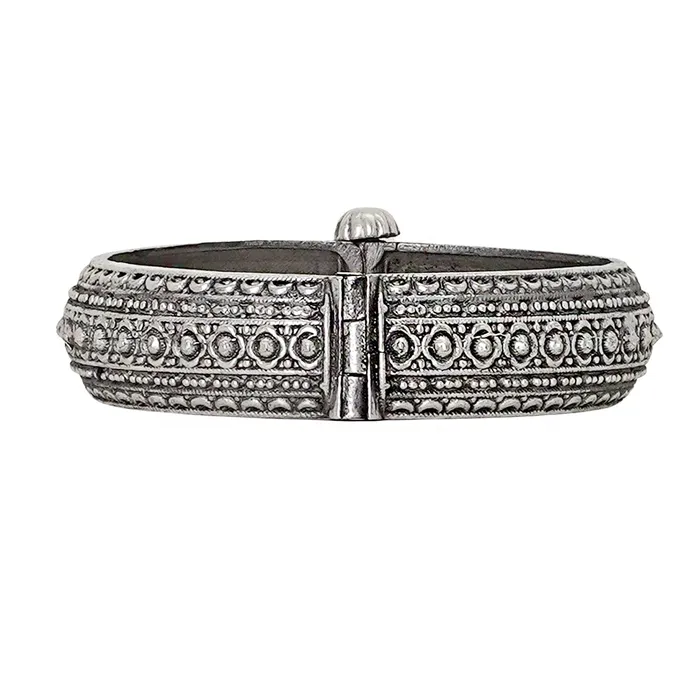 Teejh Shaina Silver Oxidised Jewelry Gift Set Teejh Rings