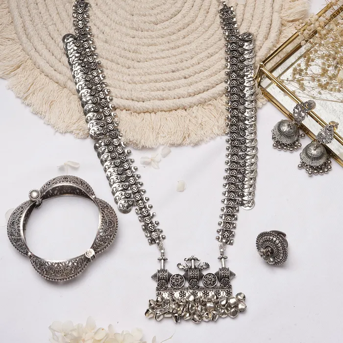 Teejh Tanam Silver Oxidised Jewelry Gift Set Teejh Rings