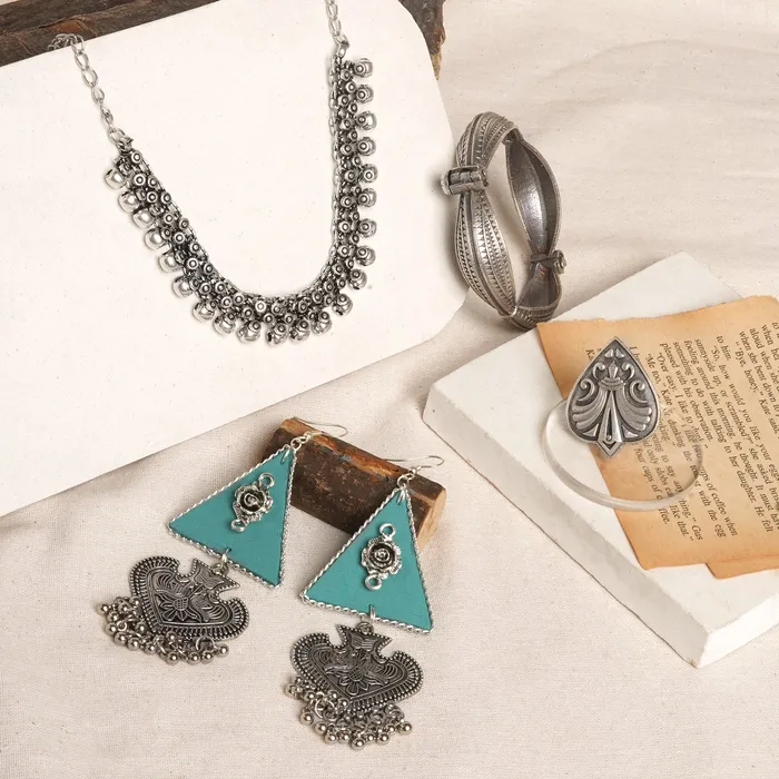 Teejh Teejh Badami Oxidised Silver Jewellery Gift Set Rings