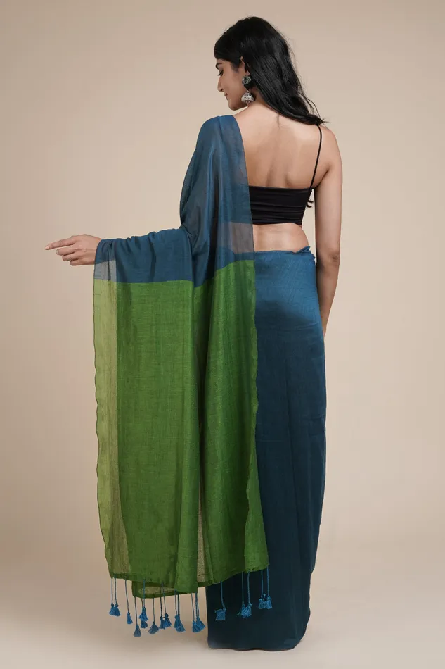 Teejh Teejh Varuni Deep Blue Green Mulmul Saree Rings
