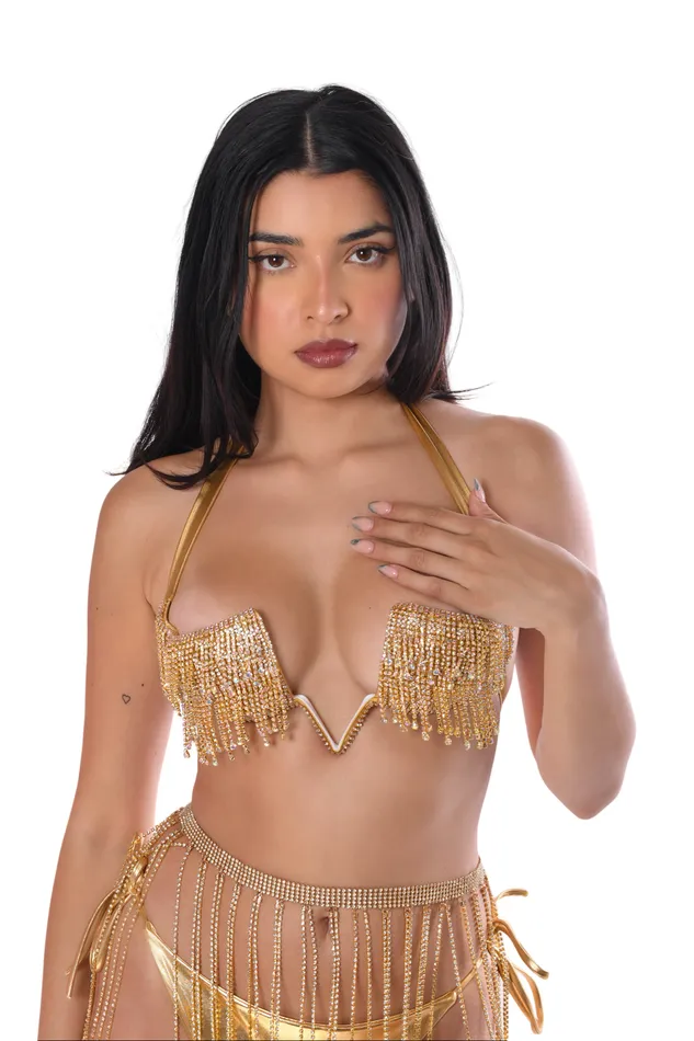 THE LUMI SHOP Gold Rhinestone Tassel Top PreStyled Sets