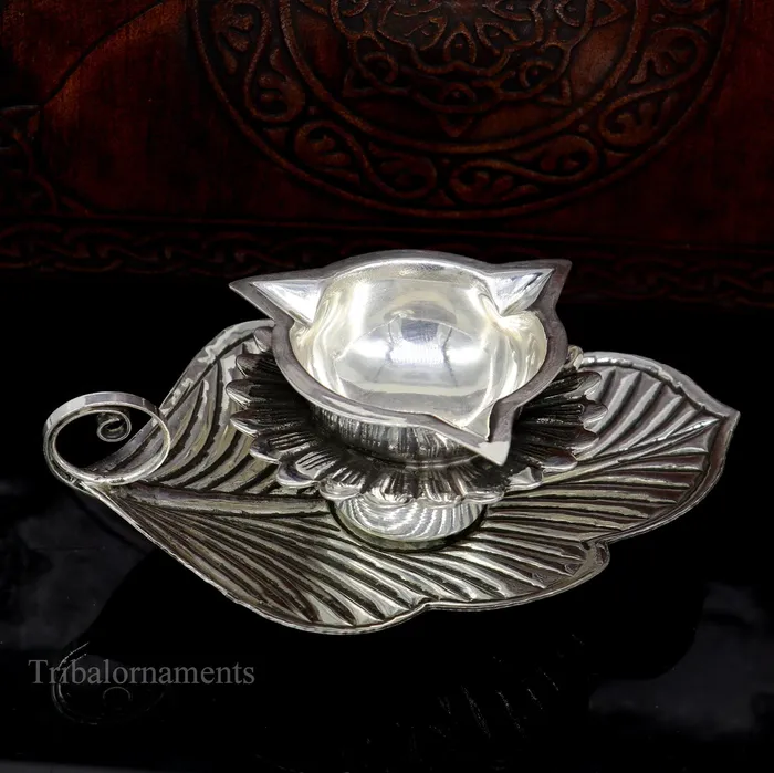 925 sterling silver Divine oil lamp stunning tree leaf vintage design 3 joth lamp best gifting puja utensils or article from India su479 TRIBAL ORNAMENTS Necklaces