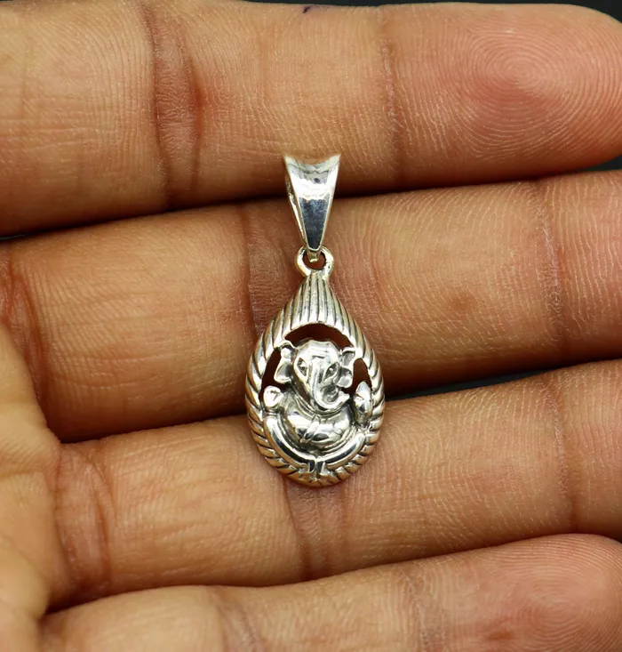 925 sterling silver handmade vintage stylish trendy idol Ganesha pendant exclusive designer unisex pendant silver locket jewelry ssp434 TRIBAL ORNAMENTS Necklaces