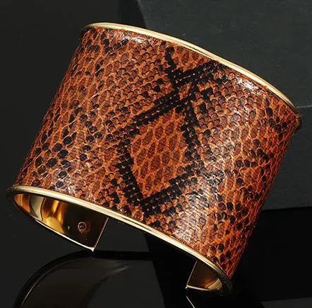 B114 Gold Snake Skin Print Cuff Bracelet 02 Bracelets