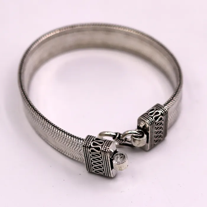 Bracelets TRIBAL ORNAMENTS Vintage antique design handmade 925 sterling silver wheat chain bracelet 9 inches long solid bracelet jewelry sbr25 Bracelets TRIBAL ORNAMENTS Vintage antique design handmade 925 sterling silver wheat chain bracelet 9 inches long solid bracelet jewelry sbr25