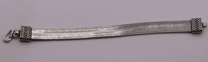 Bracelets TRIBAL ORNAMENTS Vintage antique design handmade 925 sterling silver wheat chain bracelet 9 inches long solid bracelet jewelry sbr25 Bracelets TRIBAL ORNAMENTS Vintage antique design handmade 925 sterling silver wheat chain bracelet 9 inches long solid bracelet jewelry sbr25