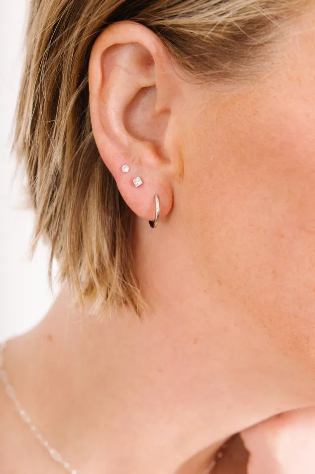 DLUX Earrings 12 mm Huggies