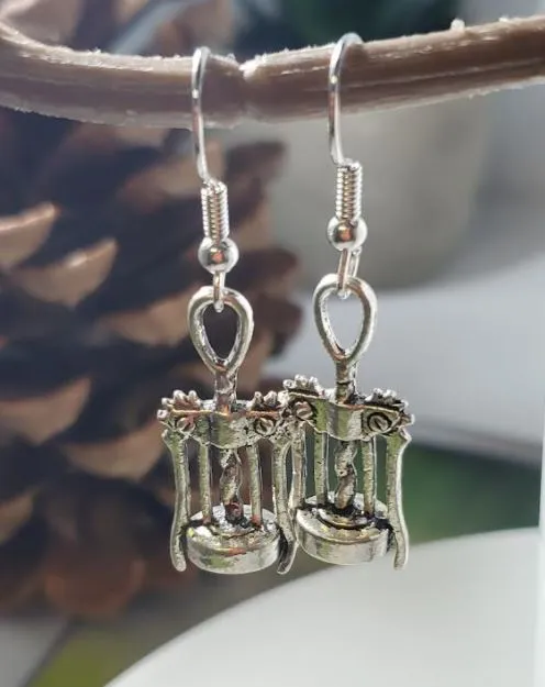 Earrings E1682 Silver Corkscrew Earrings