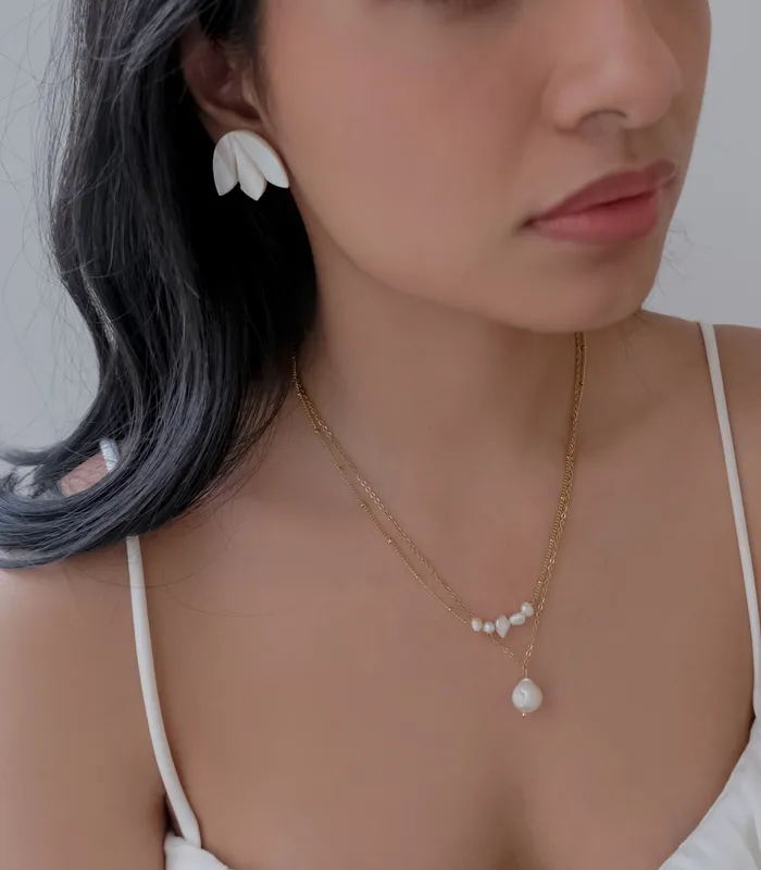 Earrings Guita Stud Mother of Pearl Earrings Arete Earrings Guita Stud Mother of Pearl Earrings Arete