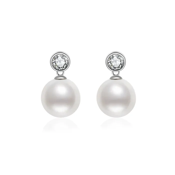 Earrings Pearly Lustre 18k Gold Freshwater Pearl Earrings KE00099