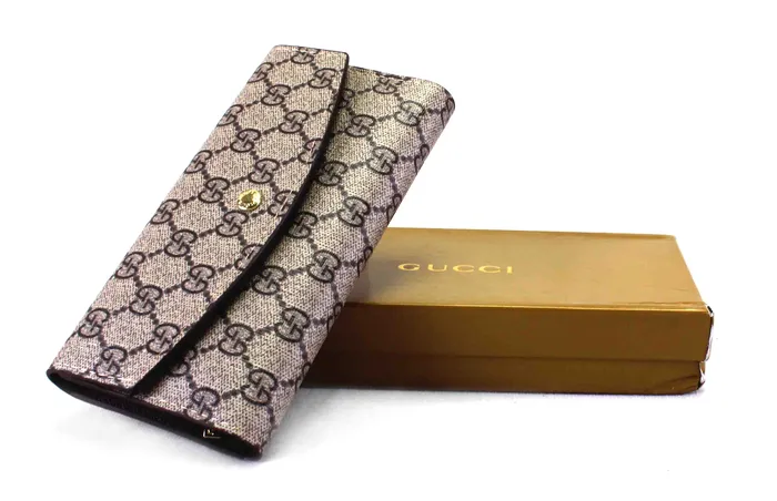 Earrings Walkeaze Women Stylish Wallet 3209W