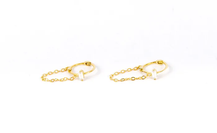 Earrings WANTME Tiny Chains Huggies