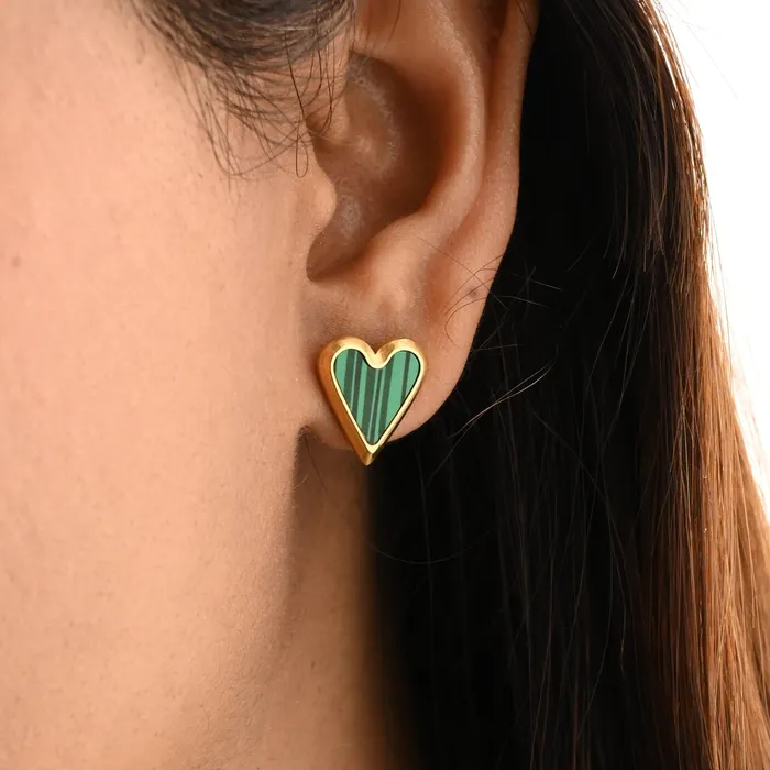 Jewelvers 18K GoldFilled Shell Heart Stud Earrings Green Earrings Jewelvers 18K GoldFilled Shell Heart Stud Earrings Green Earrings