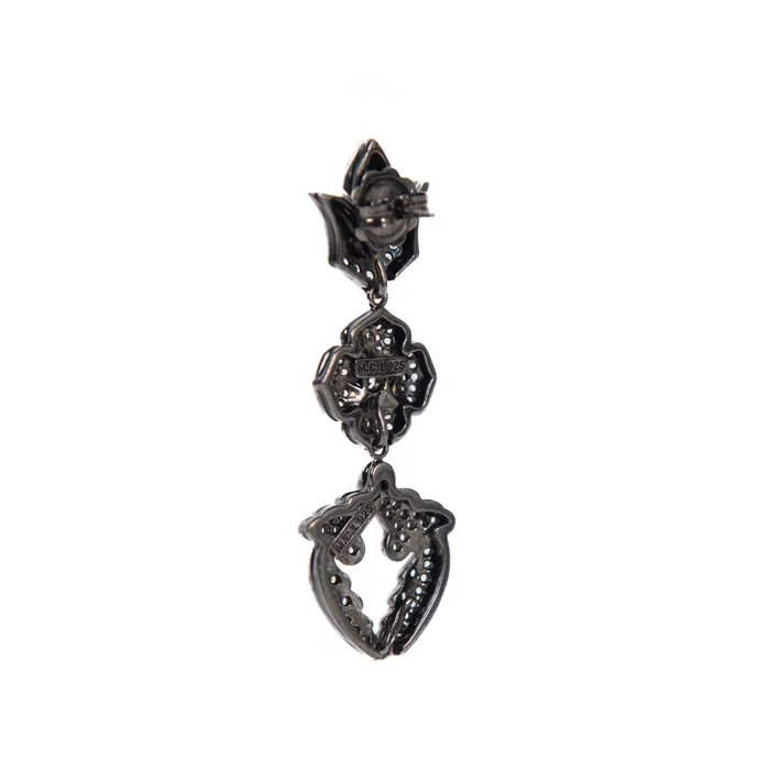Michael Campbell Earrings PreOwned Michael Campbell Laurenza Crystal Earrings