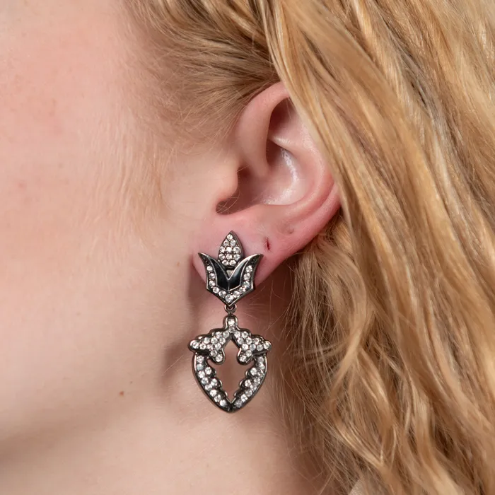 Michael Campbell Earrings PreOwned Michael Campbell Laurenza Crystal Earrings