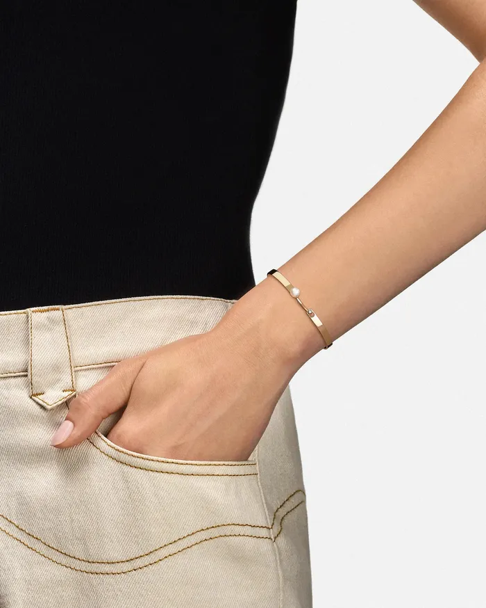 Mood Bracelets Lunch With Mom Mood Bangle in Yellow Gold