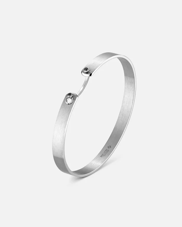 Mood Bracelets Paris From The Sky GM Mood Bangle with Black Diamonds in White Gold Mood Bracelets Paris From The Sky GM Mood Bangle with Black Diamonds in White Gold