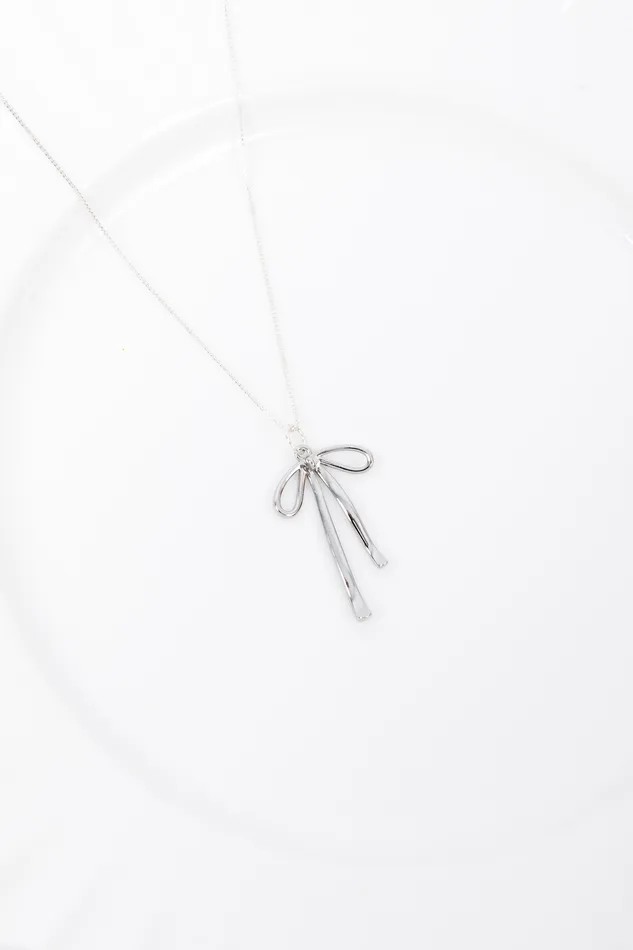 Necklaces Audrey Necklace DLUX