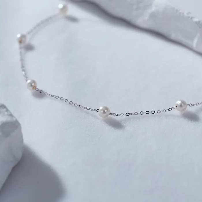 Necklaces Pearly Lustre 18K Solid Gold Freshwater Pearl Necklace KN00166