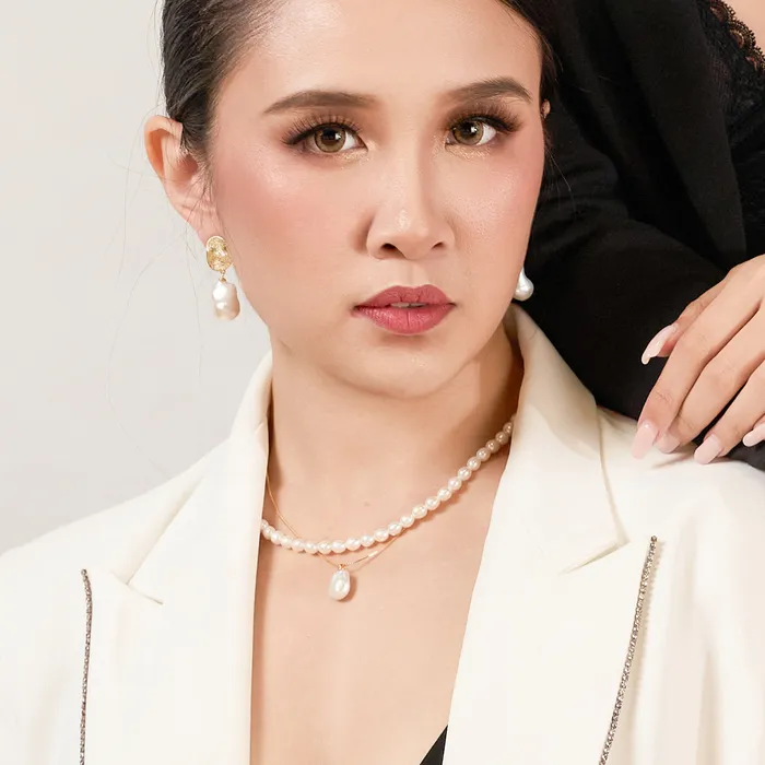Necklaces Pearly Lustre Keshi Freshwater Pearl Necklace WN00598