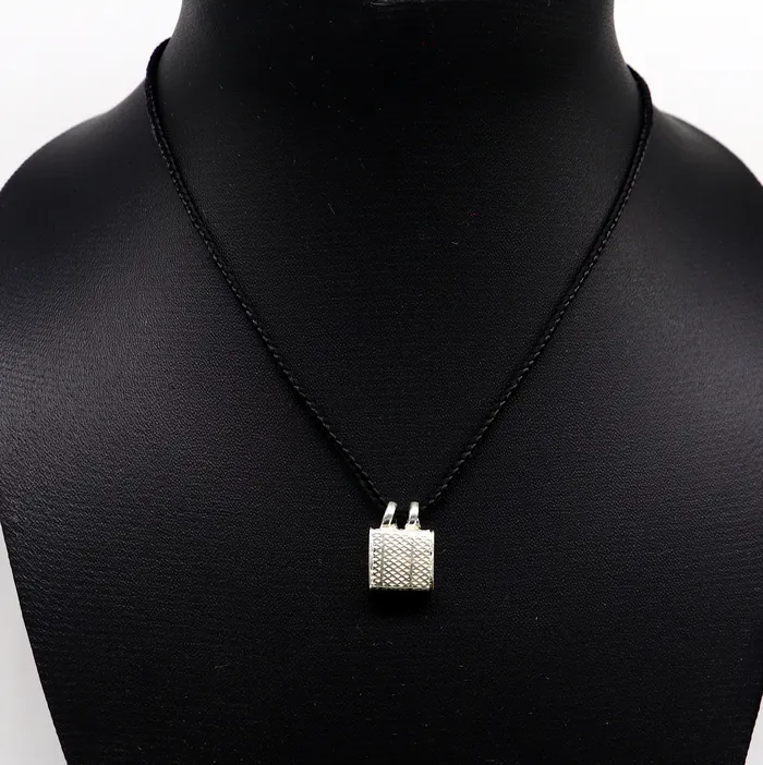 Necklaces Solid Sterling silver handmade gorgeous Square shape handmade amulet box amulet pendant mantra box silver tabizmascot kavacham ssp700 TRIBAL ORNAMENTS