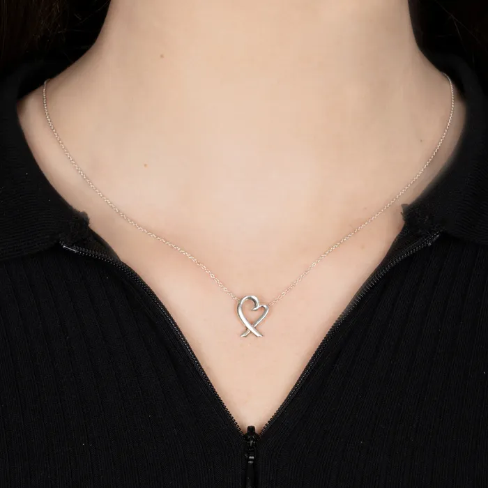 Necklaces Tiffany Co PreOwned Tiffany Co Paloma Picasso Loving Heart Necklace Necklaces Tiffany Co PreOwned Tiffany Co Paloma Picasso Loving Heart Necklace
