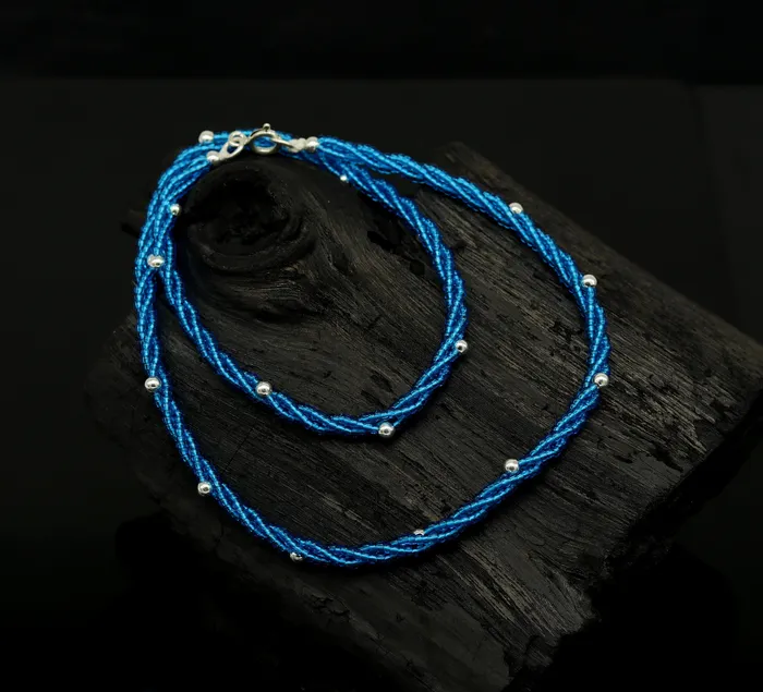Necklaces TRIBAL ORNAMENTS 18 925 sterling silver galaxy necklace triple strands blue semi precious stone beads with randomly placed silver beads necklace set138