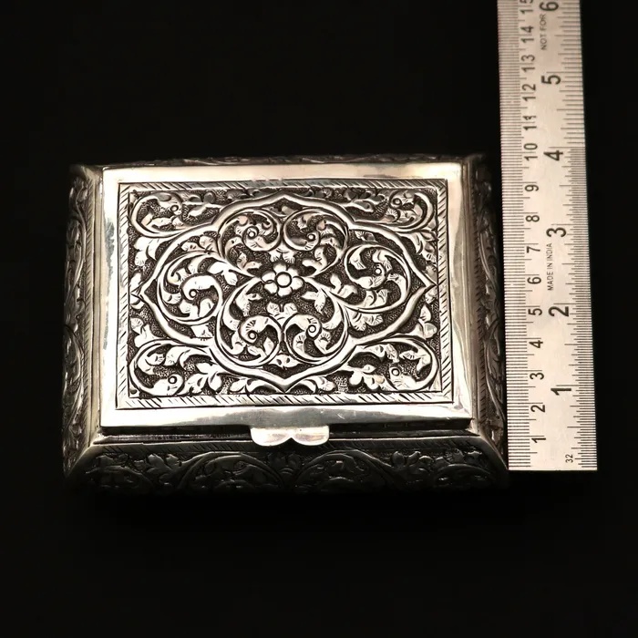 Necklaces TRIBAL ORNAMENTS Vintage antique Naxi design handmade 925 sterling silver dry fruit box candy box jewelry box best brides gift or corporation gift box01