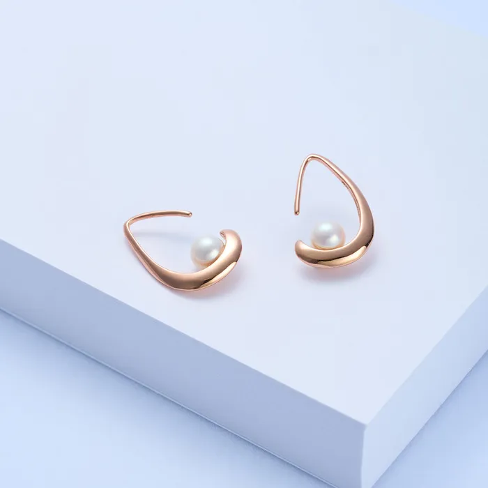 New Yorker Freshwater Pearl Earrings WE00810 Pearly Lustre Earrings