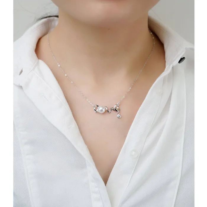 New Yorker Freshwater Pearl Necklace WN00066 Pearly Lustre Necklaces