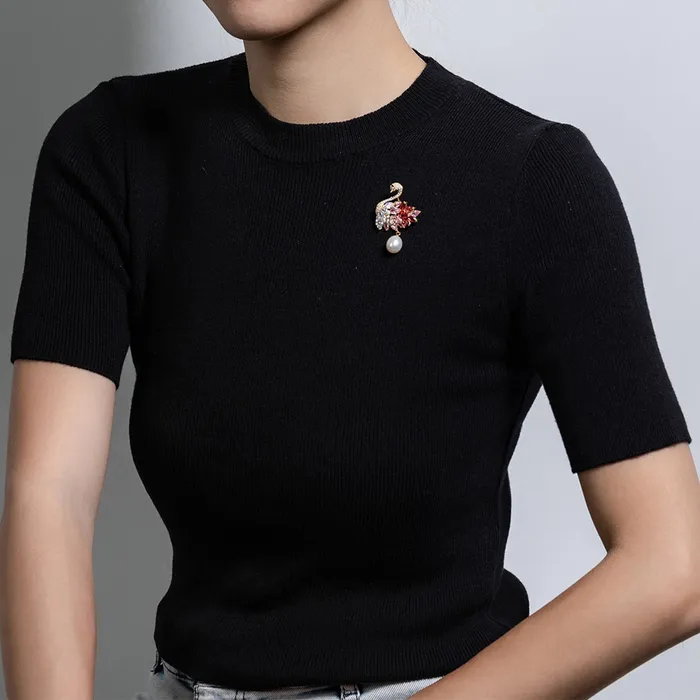Passion for Life Freshwater Pearl Brooch WC00047 Pearly Lustre Necklaces